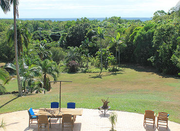 Coral Sea & Garden Views